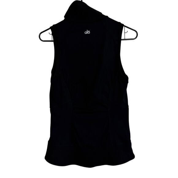 ALO Yoga Lakeside Vest Womens Medium Black Full Zip Outdoors Stretch Run Jog - Picture 2 of 5